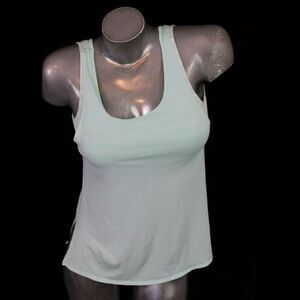 IVIVVA LULULEMON GIRL'S SIZE 12 SEAFOAM GREEN TANK WITH BUILT IN STRIPED BRA